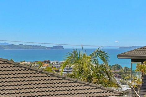 Photo of property in 29 Knights Road, Rothesay Bay, Auckland, 0630