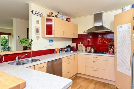 Photo of property in 28 Silva Crescent, Riverlea, Hamilton, 3216