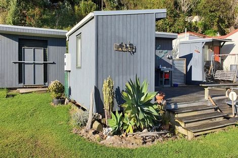 Photo of property in 157 Maunsell Road, Port Waikato, Tuakau, 2695