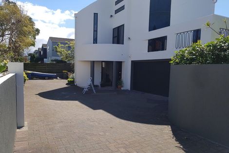 Photo of property in 1/13 Sylvan Park Avenue, Milford, Auckland, 0620