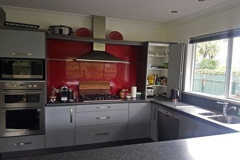 Photo of property in 79 Te Awe Awe Street, Hokowhitu, Palmerston North, 4410