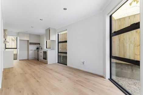 Photo of property in 1092b Great North Road, Point Chevalier, Auckland, 1022