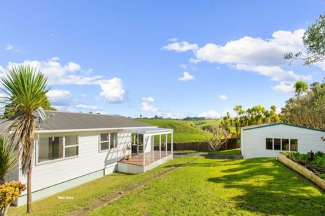 Photo of property in 179 Taiapa Road, Muriwai, Waimauku, 0881