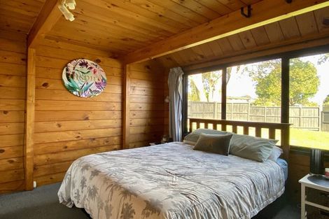 Photo of property in 1 Waikare Place, Welcome Bay, Tauranga, 3112