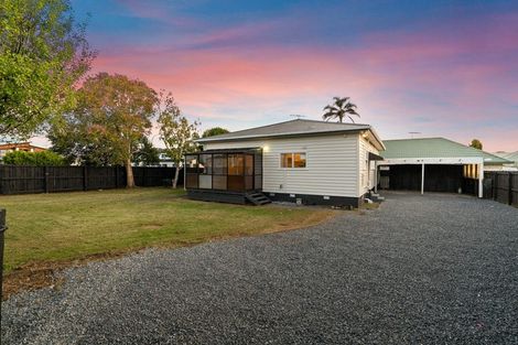 Photo of property in 76 Manuroa Road, Takanini, 2112