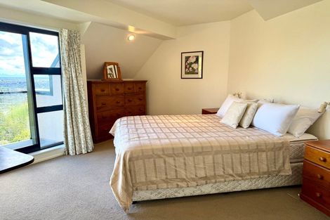 Photo of property in 2/12 Macmillan Avenue, Cashmere, Christchurch, 8022