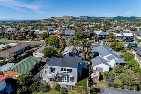 Photo of property in 75b Dickson Road, Papamoa Beach, Papamoa, 3118