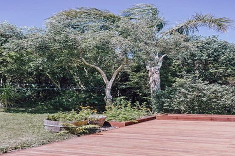 Photo of property in 17 Makora Avenue, Oneroa, Waiheke Island, 1081