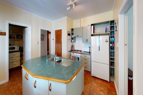 Photo of property in 9 Kent Road, Saint Johns Hill, Whanganui, 4501