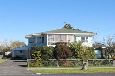Photo of property in 13 Kelvin Road, Papakura, 2110