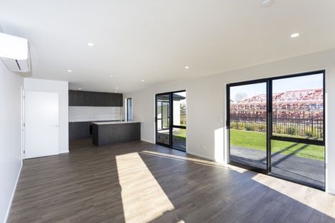Photo of property in 10 Kakatai Place, North New Brighton, 8083