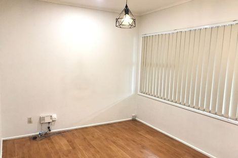 Photo of property in 66 Sunlands Drive, Manurewa, Auckland, 2102