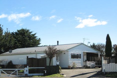 Photo of property in 24 Holt Place, Waipukurau, 4200