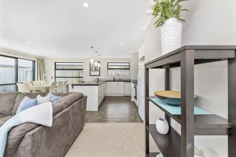 Photo of property in 8 Hebe Crescent, Papamoa Beach, Papamoa, 3118