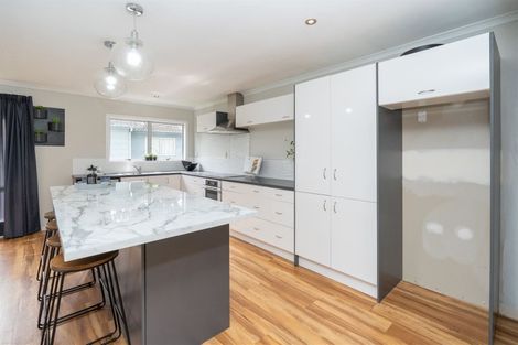 Photo of property in 19 Crescent Court, Melville, Hamilton, 3206