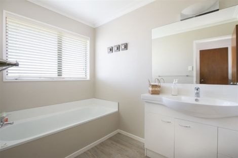 Photo of property in 412 Seaforth Road, Bowentown, Katikati, 3177