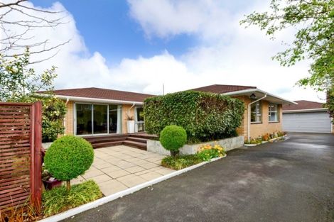 Photo of property in 4 Kirkdale Place Avonhead Christchurch City