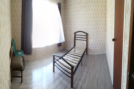 Photo of property in 4 Pettit Place, Manukau, Auckland, 2025