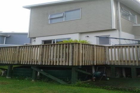 Photo of property in 82a Kirton Drive, Riverstone Terraces, Upper Hutt, 5018