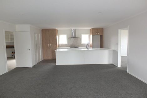 Photo of property in 3 Hof Lane, Foxton, 4814