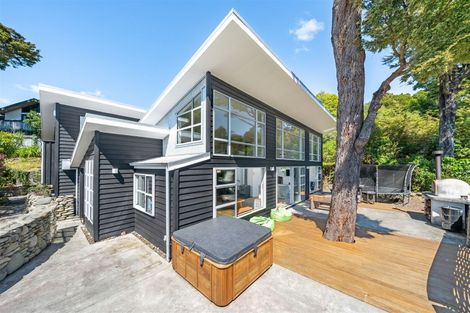 Photo of property in 27 Carlow Grove, Birchville, Upper Hutt, 5018