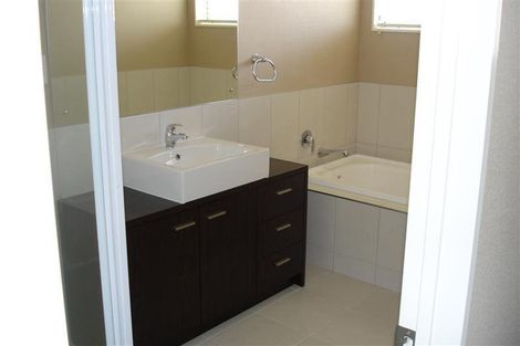 Photo of property in 27 Topland Drive, Flat Bush, Auckland, 2019