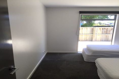 Photo of property in 23 Athol Terrace, Upper Riccarton, Christchurch, 8041
