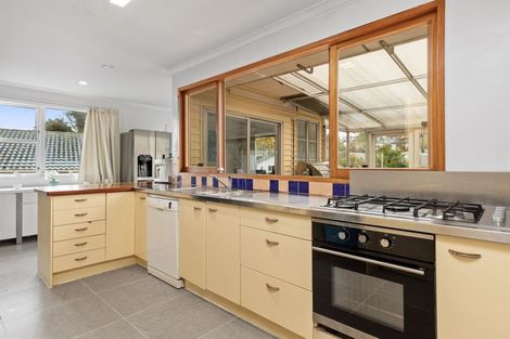 Photo of property in 38 Normanton Street, Glenfield, Auckland, 0629