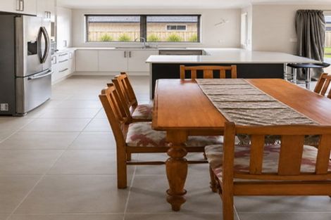 Photo of property in 7 Rohea Place, Opaheke, Papakura, 2113