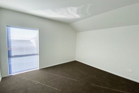 Photo of property in 10 Wheatsheaf Lane, Heathcote Valley, Christchurch, 8022