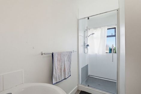 Photo of property in 214 Puriri Street, Castlecliff, Whanganui, 4501