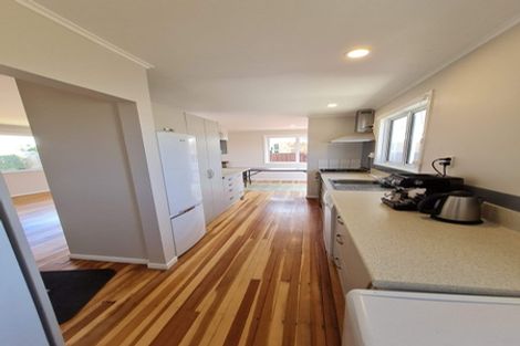 Photo of property in 48 Nevada Road, Silverdale, Hamilton, 3216