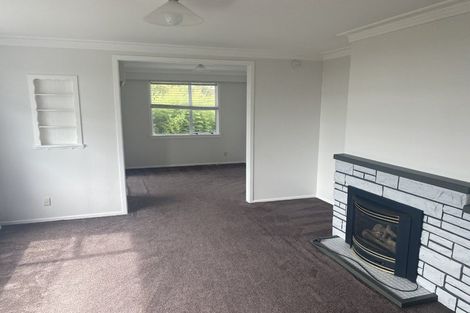 Photo of property in 42 Awanui Street, Merrilands, New Plymouth, 4312