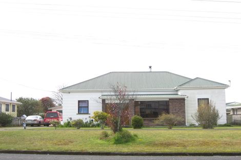 Photo of property in 166 Juliet Street, Stratford, 4332