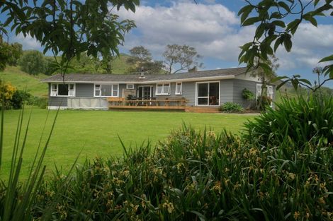 Photo of property in 109 Paremata Branch Road, Tolaga Bay, 4077