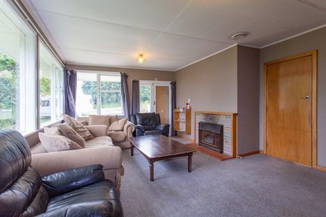 Photo of property in 35 Brassey Street, Waverley, 4510