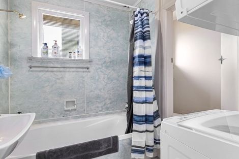 Photo of property in 105 Queens Drive, Saint Kilda, Dunedin, 9012