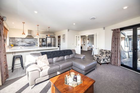 Photo of property in 7 Baltic Place, Northwood, Christchurch, 8051
