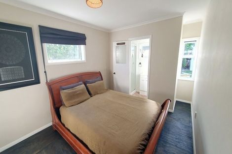 Photo of property in 84 Govett Avenue, Frankleigh Park, New Plymouth, 4310