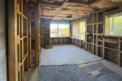 Photo of property in 17 Roberts Road, Hei Hei, Christchurch, 8042