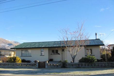 Photo of property in 153 Warren Street, Wanaka, 9305