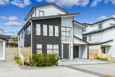 Photo of property in 6 Turutu Place, Long Bay, Auckland, 0630