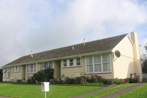 Photo of property in 29 Stephens Crescent, Highbury, Palmerston North, 4412