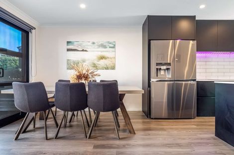 Photo of property in 3 Seafarer Crescent, Stanmore Bay, Whangaparaoa, 0932