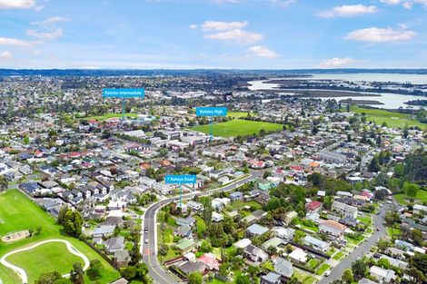 Photo of property in 7 Kelwyn Road, Kelston, Auckland, 0602
