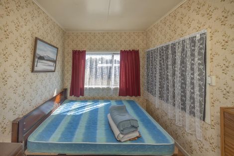 Photo of property in 37 Barr Street, Waitaki Bridge, Oamaru, 9493