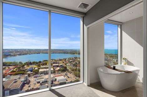 Photo of property in Sentinel Apartments, 2703/3 Northcroft Street, Takapuna, Auckland, 0622