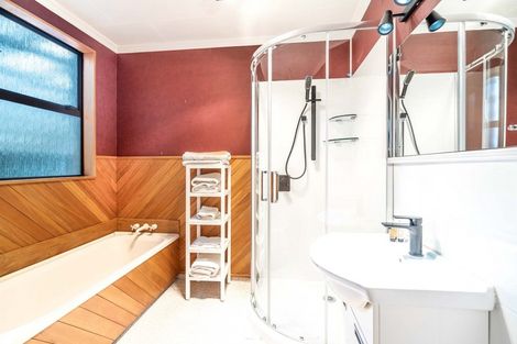 Photo of property in 33 Mackinnon Loop, Te Anau, 9600