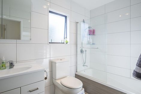 Photo of property in 49a Leinster Avenue, Raumati South, Paraparaumu, 5032