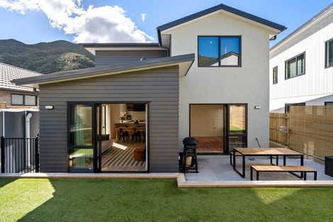 Photo of property in 131 Silverstream Road, Crofton Downs, Wellington, 6035